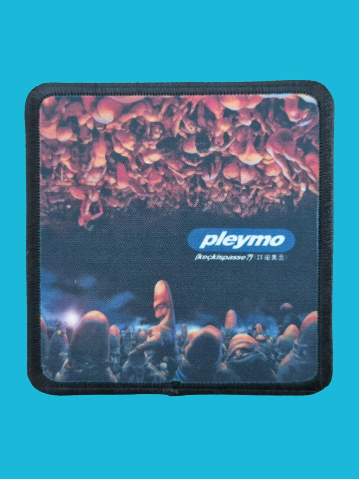 Patch Pleymo - Keçkispasse? - Imprimé - Carré de 7,5 x 7,5 centimètres